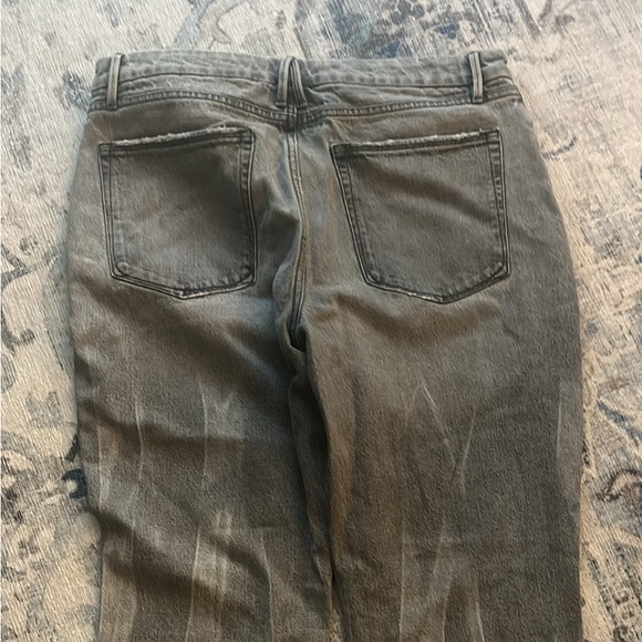 Good American - Picture 2 of 3